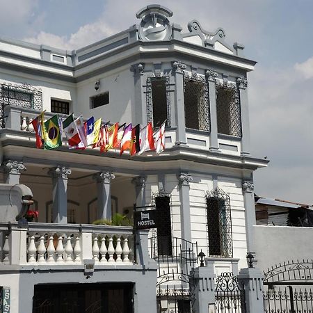 كالي Petronio'S Hostel المظهر الخارجي الصورة