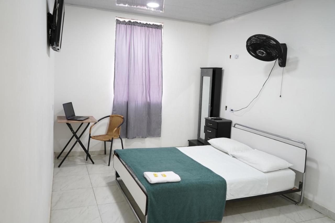 كالي Petronio'S Hostel المظهر الخارجي الصورة